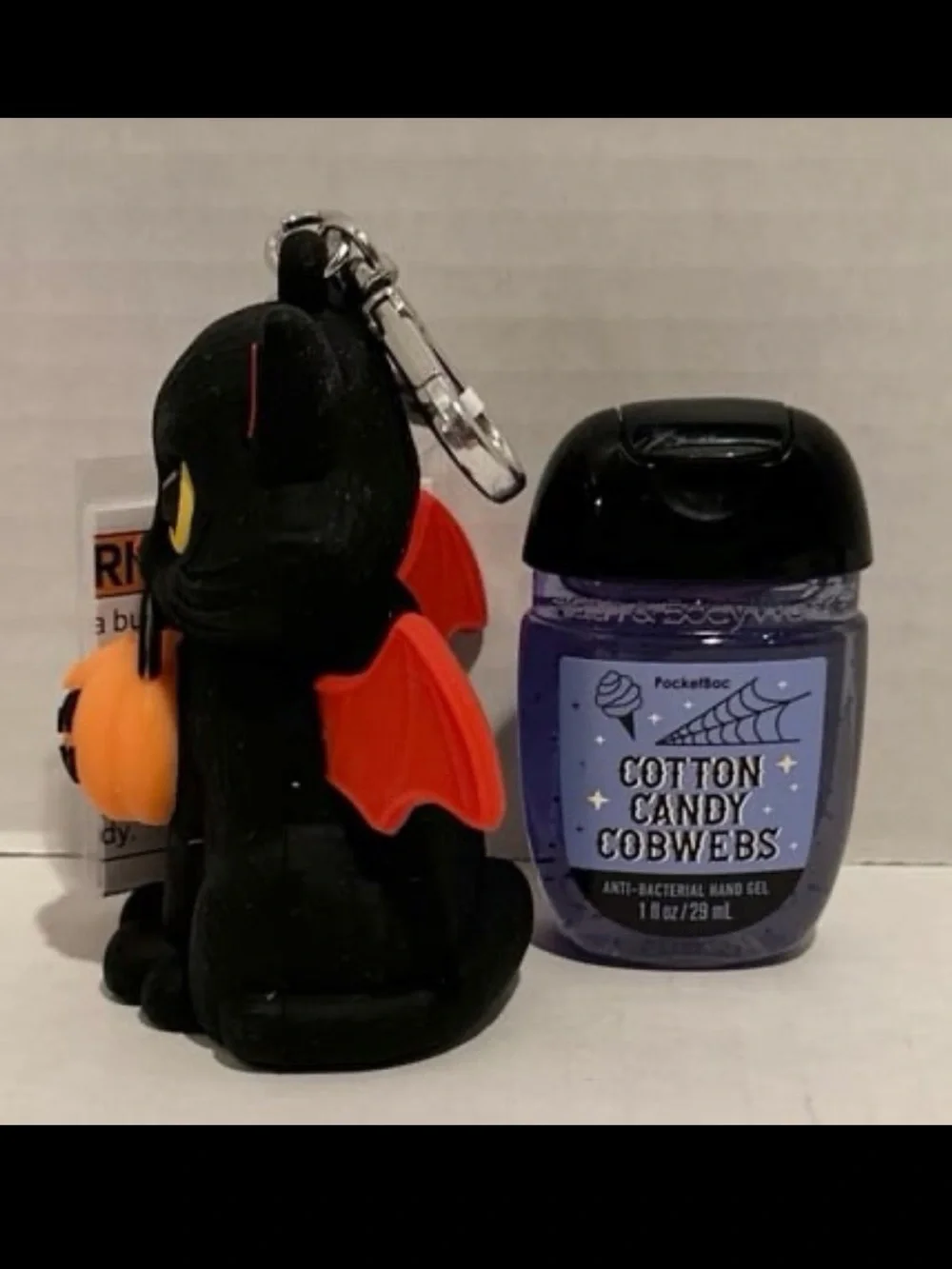 Bath & Body NEW Spooky Kitty Light-Up PocketBac Holder & Sanitizer